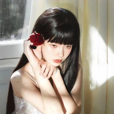 黄阿丽:小眼镜蛇